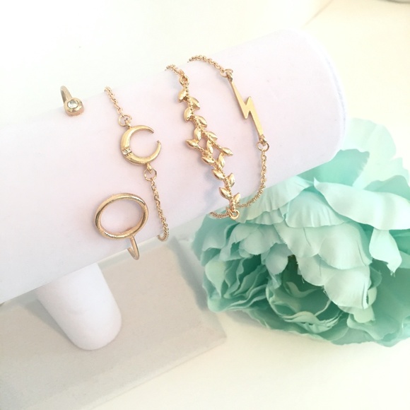 'Anise' Gold Bracelet Set - Picture 2 of 11